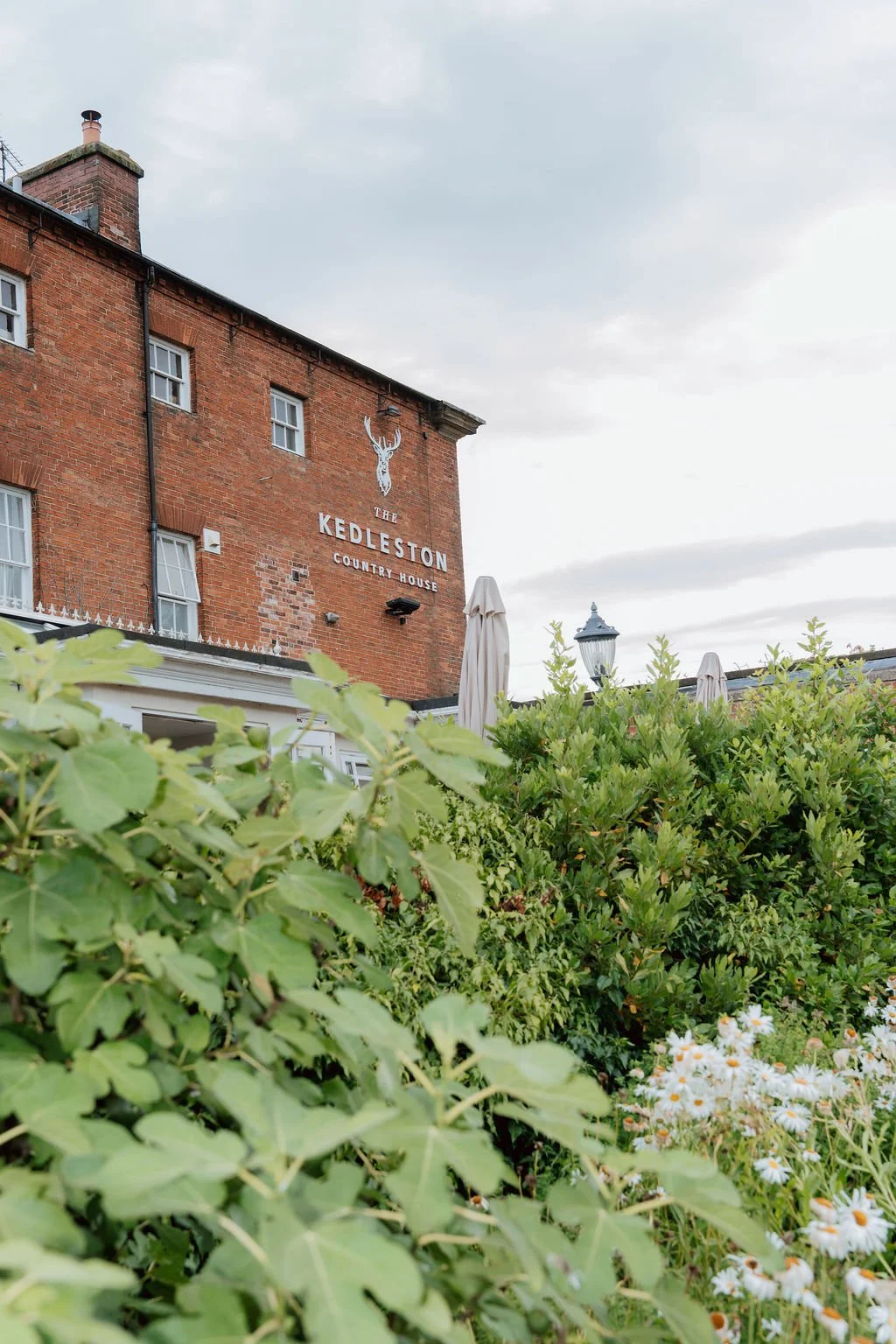 affordable wedding venue derbyshire
